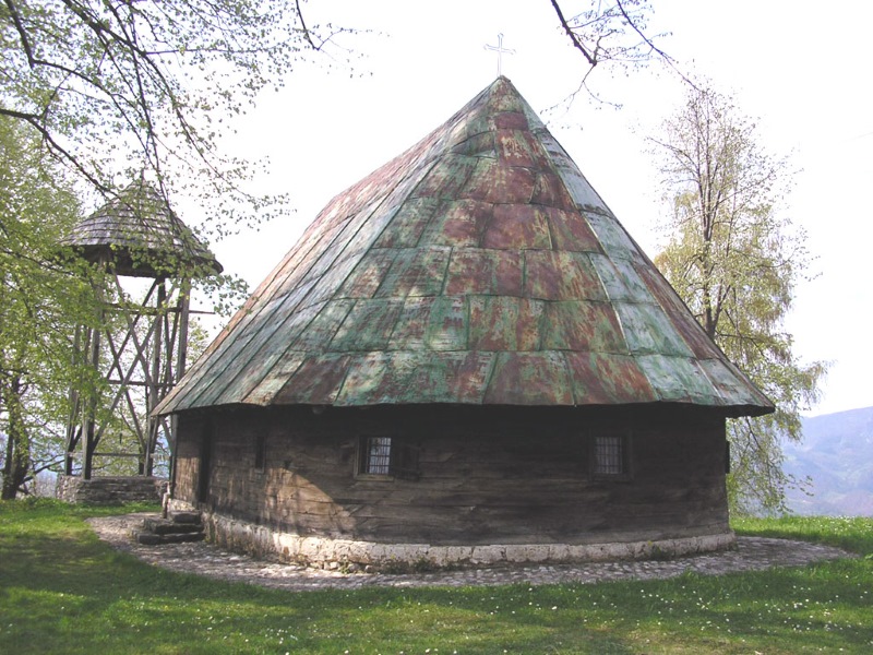 Crkva brvnara posvećena Saboru Sv.12 Apostola - Donja Orovica