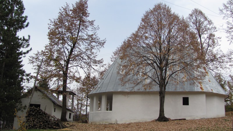 Crkva posvećena Sv.Apostolima Petru i Pavlu u Selancu