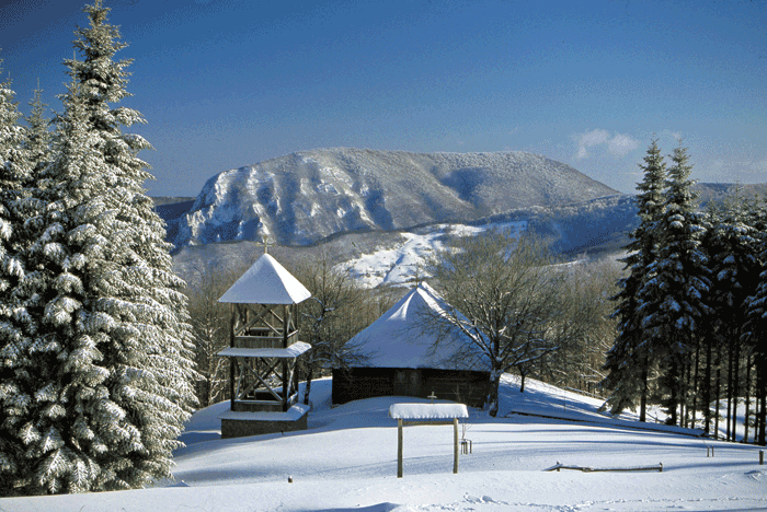 Crkva Sv.mučenika Kneza Lazara na Bobiji